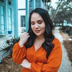 Meet your Posher, Leilani